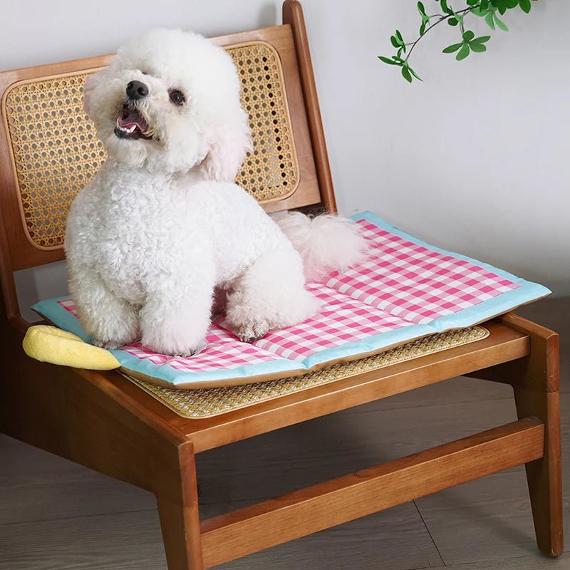 Tapete Refrescante Xadrez para Pets – Frescor para Cães e Gatos